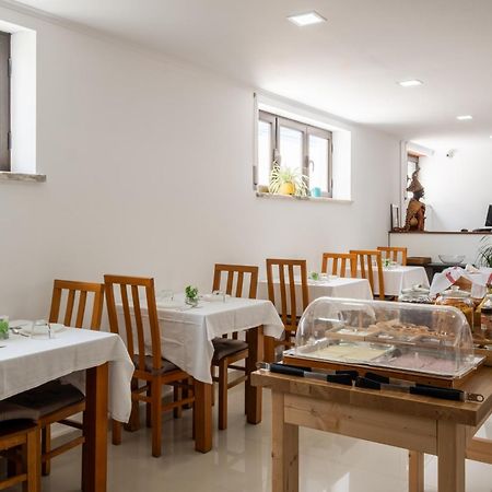 West Side Guesthouse Peniche Bagian luar foto