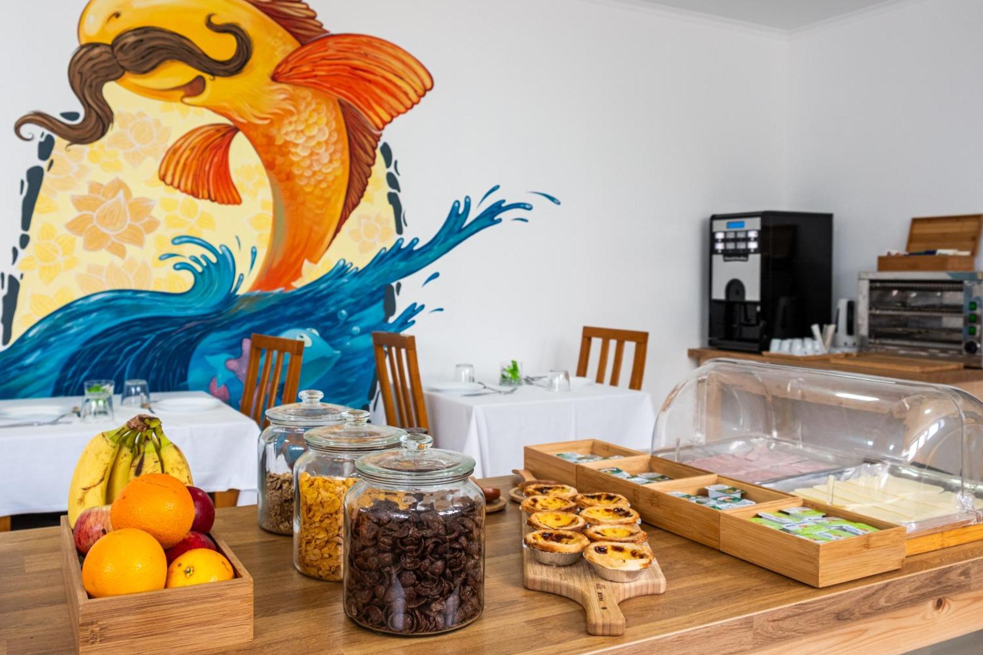 West Side Guesthouse Peniche Bagian luar foto
