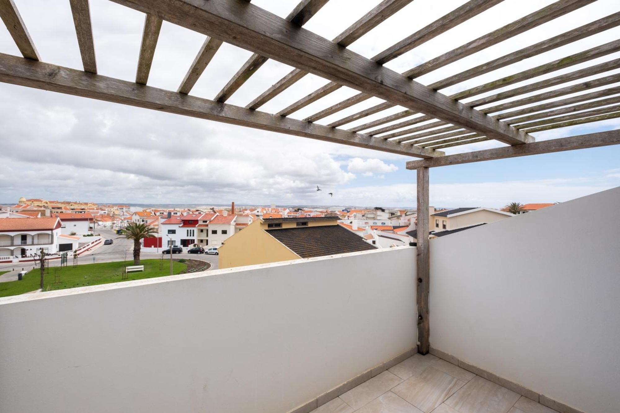 West Side Guesthouse Peniche Bagian luar foto