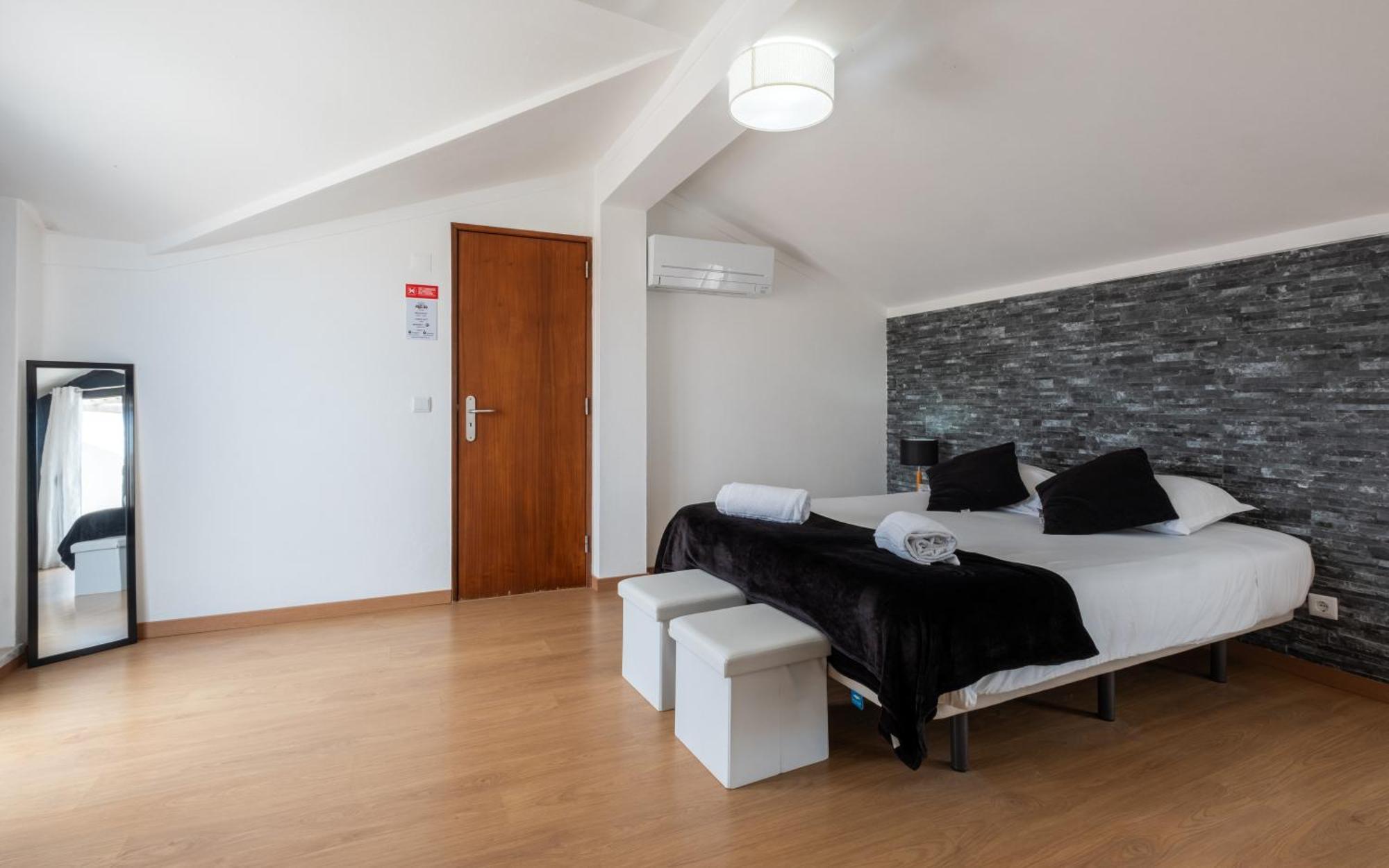 West Side Guesthouse Peniche Bagian luar foto