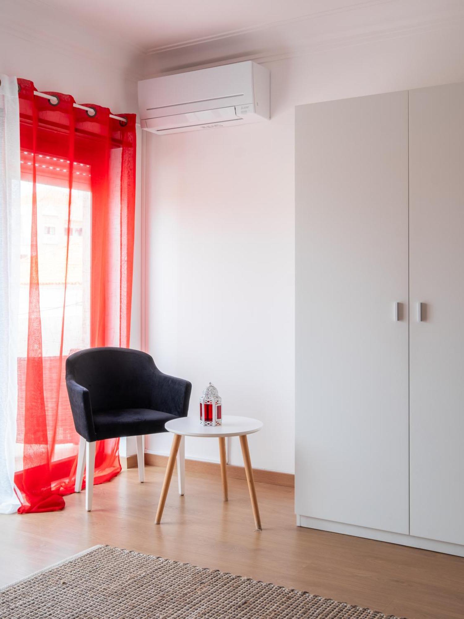 West Side Guesthouse Peniche Bagian luar foto