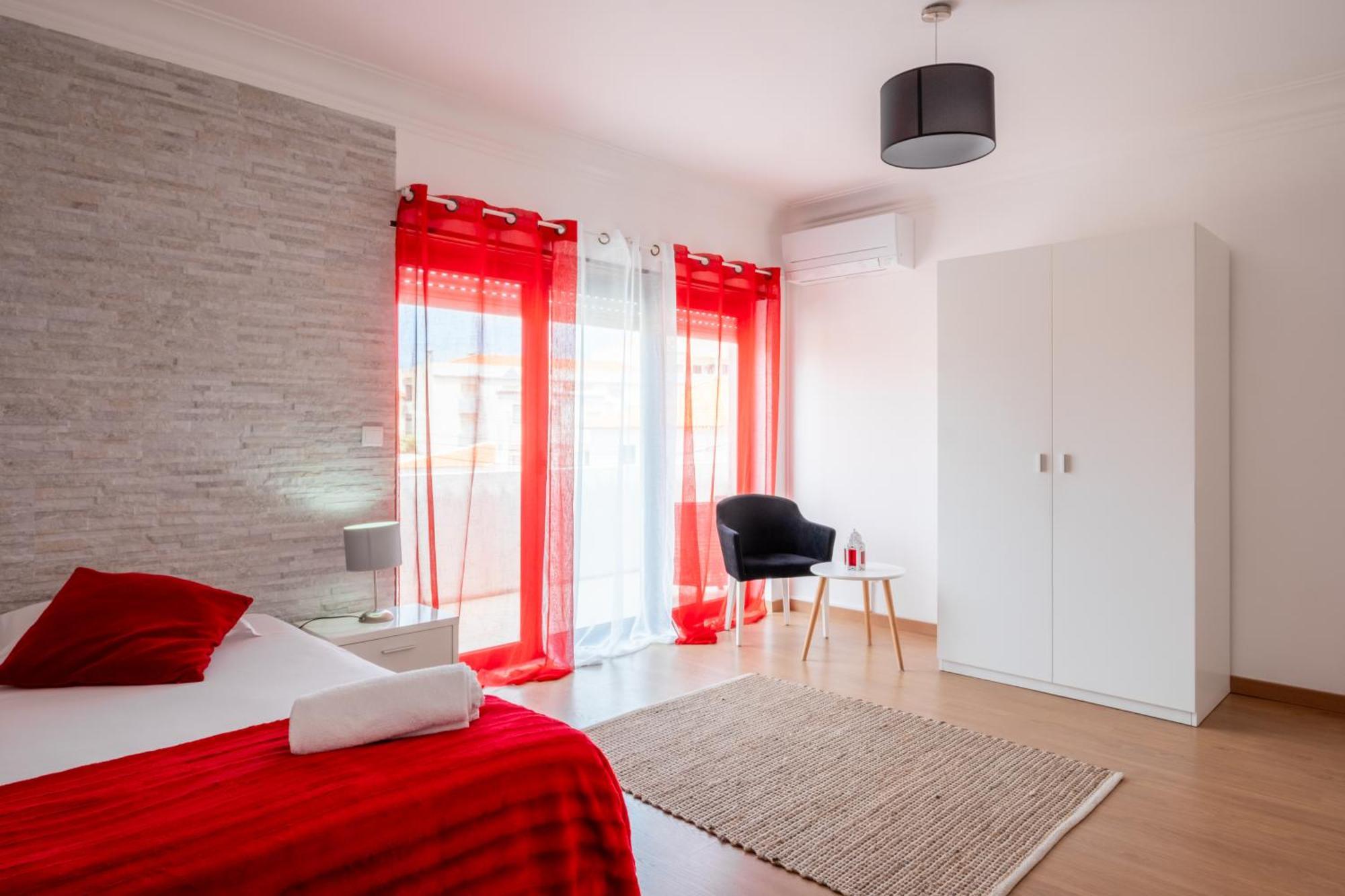 West Side Guesthouse Peniche Bagian luar foto
