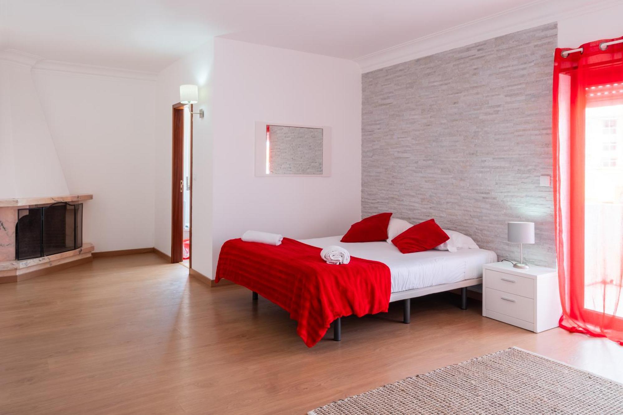 West Side Guesthouse Peniche Bagian luar foto